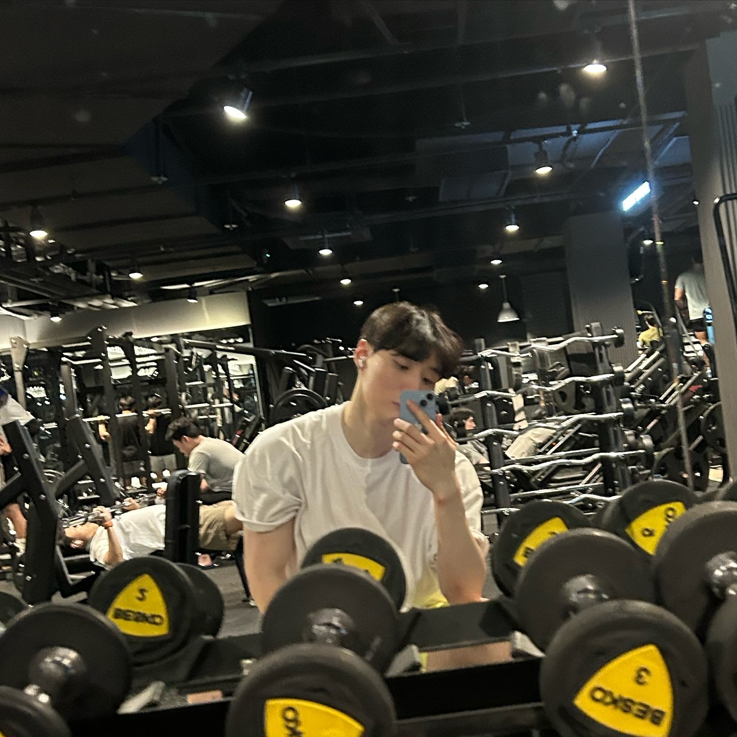 어제 운동함
